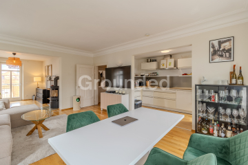 Stilvolle leerstehende 4-Zimmer-Eigentumswohnung im Jugendstilhaus mit Altstadtblick, 91126 Schwabach, Etagenwohnung