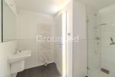Badezimmer einer Vergleichswohnung aus der darüber liegenden Etage - Moderne 3-Zimmer-Erdgeschosswohnung mit Balkon und TG-Stellplatz – vermietet