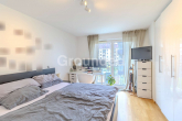 Schlafzimmer - Vermietete 2-Zimmer-Eigentumswohnung mit Balkon zzgl. TG-Stellplatz