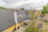 DG Garten Hausansicht - Charmantes Dreifamilienhaus mit modernster Technik, PV-Anlage und attraktiven Außenbereichen