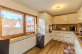 OG Küche - Charmantes Dreifamilienhaus mit modernster Technik, PV-Anlage und attraktiven Außenbereichen