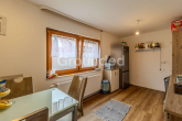 EG Küche - Charmantes Dreifamilienhaus mit modernster Technik, PV-Anlage und attraktiven Außenbereichen