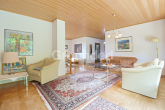 Wohnzimmer (2) - Unterkellertes Einfamilienhaus mit Garage und großem Garten in Ansbach-Schalkhausen