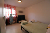 Schlafzimmer 2.OG - Geräumiges, unterkellertes Zweifamilienhaus in Hirschbach