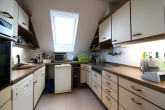 Küche - Gemütliche 3-Zimmer-Wohnung mit Stellplatz und Loggia