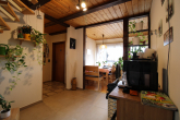 Flur - Gemütliche 3-Zimmer-Wohnung mit Stellplatz und Loggia