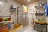 Badezimmer - Gemütliche 3-Zimmer-Wohnung mit Stellplatz und Loggia