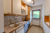Küche - Renovierungsbedürftige 3-Zimmer-Wohnung mit Terrasse – zzgl. Garage & Außenstellplatz