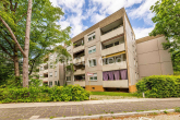 Straßenansicht - Erstbezug nach Kernsanierung – Moderne 3-Zimmer-Wohnung mit Balkon & TG-Stellplatz in Nürnberg