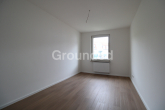 Schlafzimmer (2) - Erstbezug nach Kernsanierung großzügige 5 Zimmer Wohnung in hervorragender Lage in Nürnberg