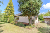 Garten - Großzügiges Einfamilienhaus mit Einliegerwohnung, Garten und Terrasse in Roßtal