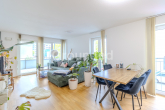 Wohnzimmer - Moderne 2-Zimmer-Eigentumswohnung mit Balkon und TG-Stellplatz – vermietet