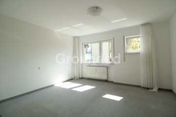 Seniorengerechtes Wohnen in heller 2-Zimmer Wohnung mit Balkon in Erlangen, 91054 Erlangen, Etagenwohnung