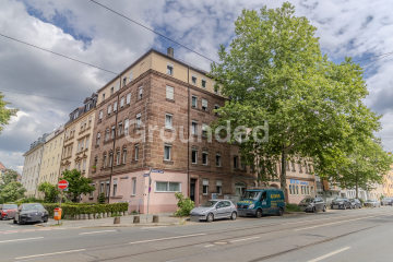 Gepflegtes Mehrfamilienhaus mit Mietsteigerungspotential in Nürnberg, 90461 Nürnberg, Mehrfamilienhaus