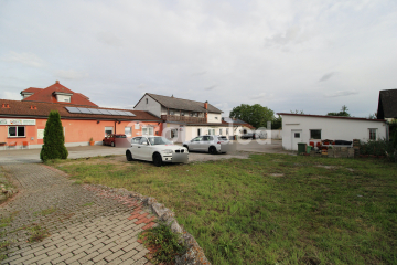 Mischgebäude mit Wohn- und Gewerbeeinheiten, 30 kWp PV-Anlage und weitläufigem Garten, 96173 Oberhaid, Sonstige Landwirtschaftsimmobilie