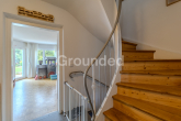 EG Flur - Gepflegtes Reihenmittelhaus mit großem Garten und Garage in Nürnberg