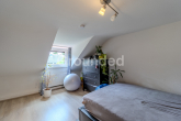 DG Schlafzimmer - Gepflegtes Reihenmittelhaus mit großem Garten und Garage in Nürnberg