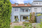 Garten Hausansicht - Gepflegtes Reihenmittelhaus mit großem Garten und Garage in Nürnberg