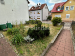 Vorgarten - Charmantes Einfamilienhaus mit Garten und Balkon in Heilsbronn