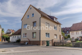 Straßenansicht - Gepflegtes Mehrfamilienhaus mit WG-Vermietung in Hochschulnähe in Weidenbach – Eigennutz möglich