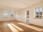 Musterbild Wohnzimmer _ Ausstattung vergleichbar - Kernsanierte 4-Zimmer-EG-Wohnung mit Terrasse – Neubau-Standard, bald bezugsfertig