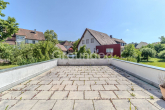 Dachterrasse - Einfamilienhaus in Schlosslage mit großer Dachterrasse in Trunstadt