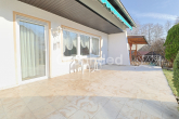 Terrasse - Geräumiges, voll unterkellertes Einfamilienhaus mit Garten und Terrassen in Baiersdorf