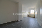 OG1 Küche - Großzügiges Anwesen mit Wohnhaus, diversen Fahrzeughallen und Gartengrundstück in Pfarrweisach